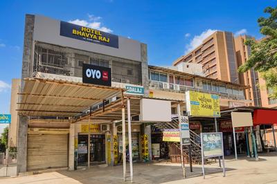 Hotel O Bhavya Raj