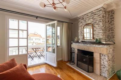 Historic 2BR Gem in Downtown Sisli AC in All Rooms