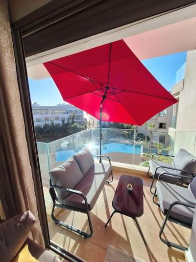 Appartement piscine front de mer