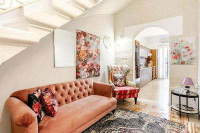 "Spirit of Malta" Historic Maltese Townhouse by the sea