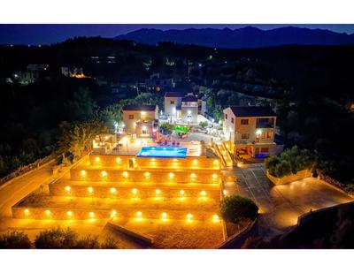 Aspro Apartments