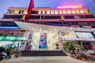 FabHotel Prime Millennium Grand