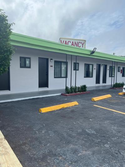 Vacation Inn motel - FT Lauderdale Airport and Cruise port