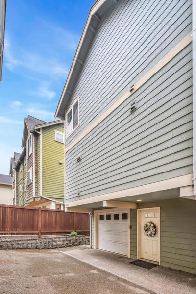 Green Lake Remodelled home with AC garage yard