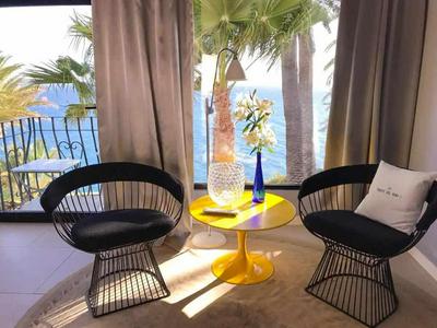 Boutique Sea View Apartment