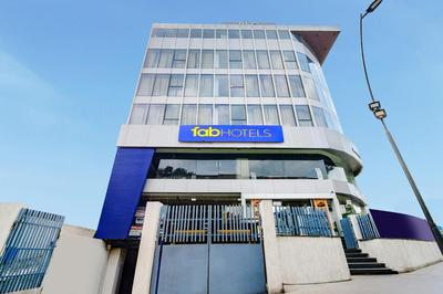 FabHotel WR Grand I - Nr Apollo Hospitals, Secunderabad