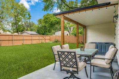 Luxury 4BR,2B Home, Hot Tub, Near DFW Airport, Modern Comfort Awaits