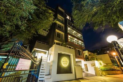 Super Townhouse MG Road,Bangalore