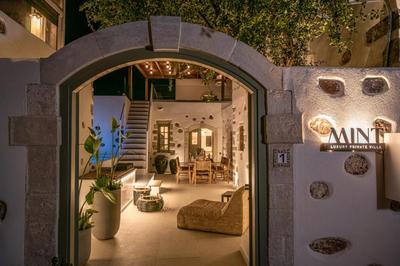 Mint Villa Private Pool and Jacuzzi by Checkin