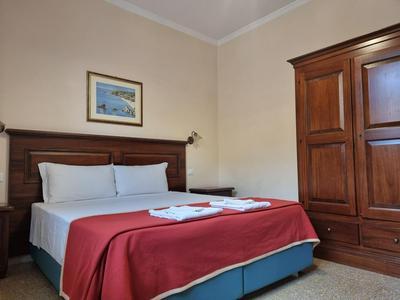 Domi 10 Apartment, Stazione Termini, Via Curtatone 12