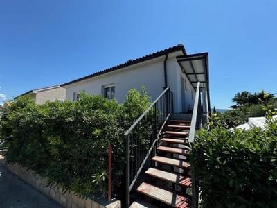 Apartments Goldie in the center of Krk