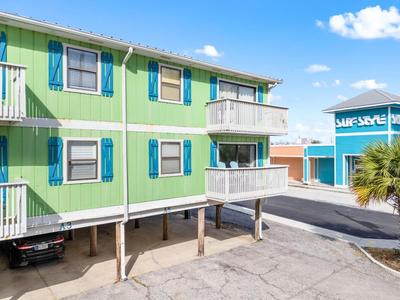 Gentle Winds East A4 by Vacation Homes Collection