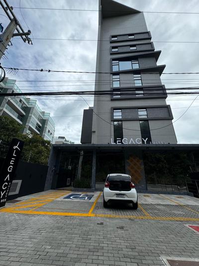 Flat piscina borda infinita e Jacuzzi - 209