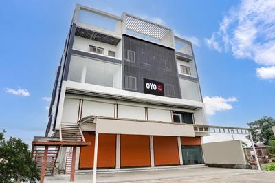 Hotel O Kings Deluxe