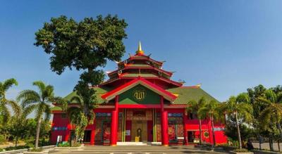 OYO 235 Maumu Hotel & Lounge