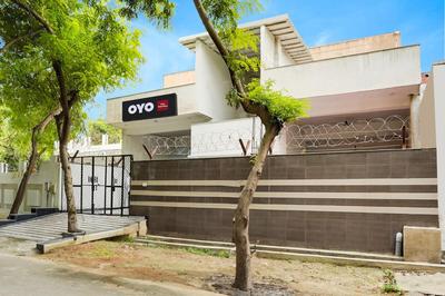 Hotel O Royal palace