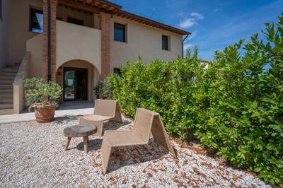 Coratina Gorgeous Apartment With Pool, Montaione, Toscana