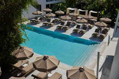 Nissi Park Hotel