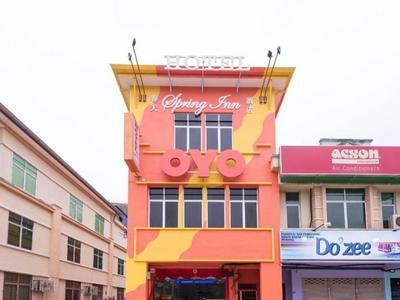 Capital O 89366 Spring Inn Hotel