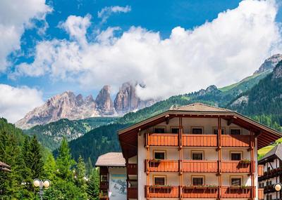 HOTIDAY Room Collection - Campitello