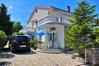 Apartments Zlatica