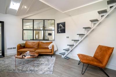 1 bedroom 1 bathroom furnished - Sol - bright Penthouse - MintyStay