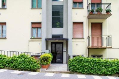 RELAX HOUSE 7min in bus dal Lago