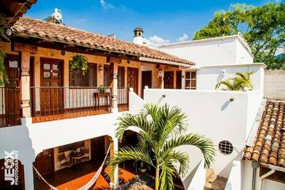 Hotel Don Udos Bed & Breakfast