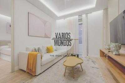 Apt de Lujo para 8 pax a 1 minuto de Plaza de Sol