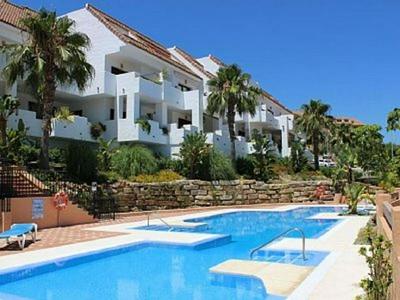 Beautiful Apartment Duquesa Village
