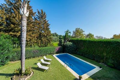 Villa in Marbella with golf views