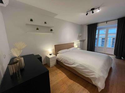 Appartamento con 2 camere e 2 bagni, Porta Venezia