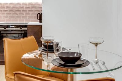 Central London Ensuite, Exclusive Experiences