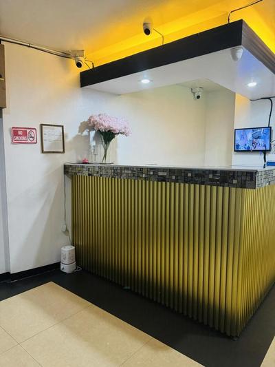 Quinns Dormitel-Triumph