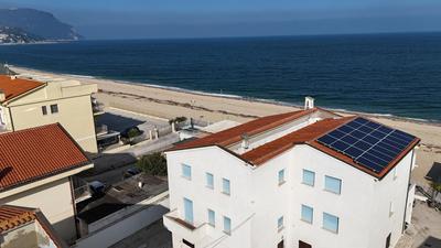 RS314 - Marcelli, bilocale in residence fronte mare