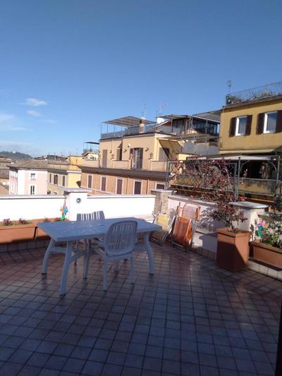 Magic Trastevere suite on roof terrace