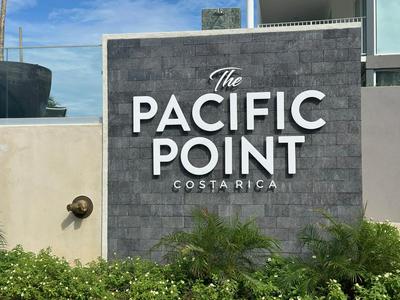 OCEAN FRONT luxury hotel room "Pacific Point"