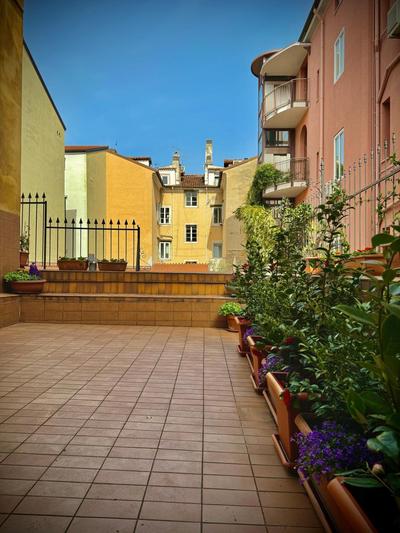 Casa Camelie