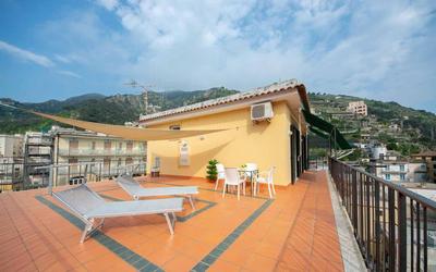 Amalfi coast group vacation
