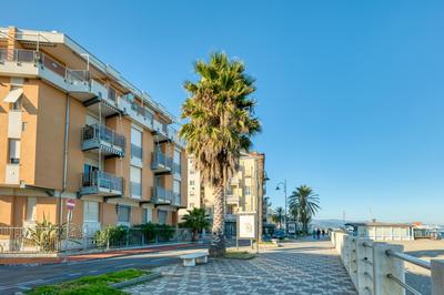 ALB - Mer Vivante - Front Beach - Happy Rentals