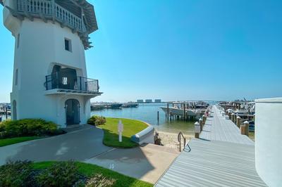 Lighthouse on the Bay 2408-NEW - Amazing Bay Views-Lazy River-Indoor Heated Pool