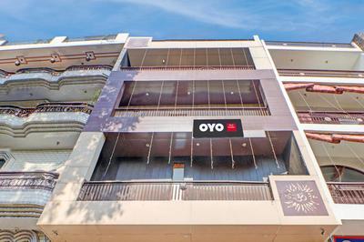 Hotel O Royal Paradise