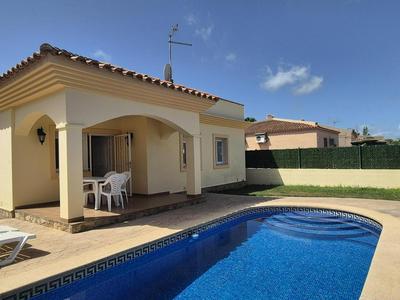 Delta relajante: Casa con piscina privada, Wi-Fi, mascotas permitidas y aire acondicionado - ES-348-4