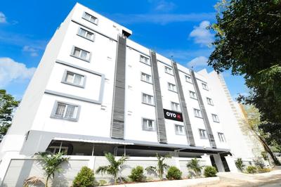 FabHotel SSR Ikon Suites - Nr Hyderabad Central University, Kondapur