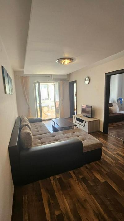 Bulevar Two bedroom apartment Budva