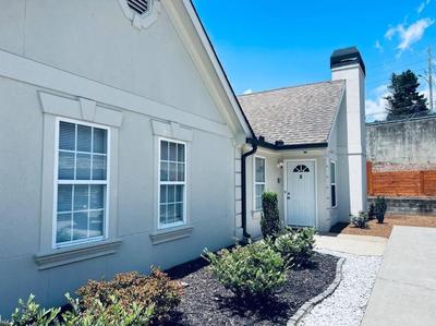 The Smart Stay ! New Remodel! Minutes from Atlanta
