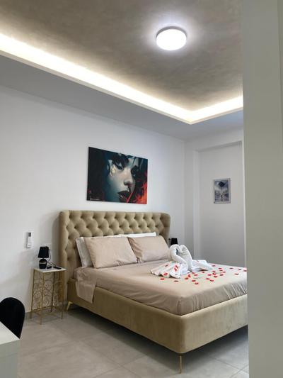 SANGIOVANNI rooms