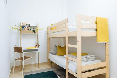 Bright Bunk Bed Room in Seville Historic Center