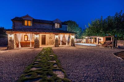 MY DALMATIA - Authentic villa Malou with private swimming pool