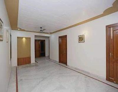 Hotel O Green Residency